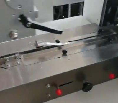 自动包装机的操作视频