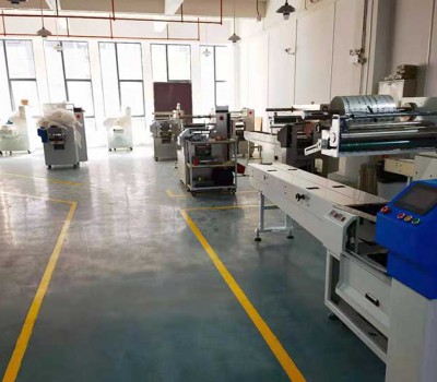 包装机生产车间