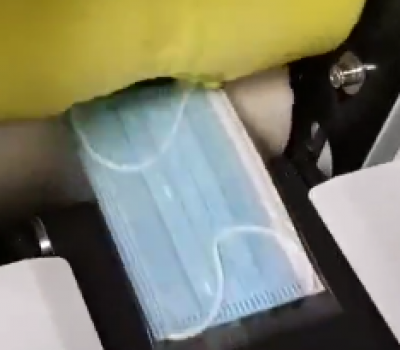 资质厂家口罩全自动包装机生产现场